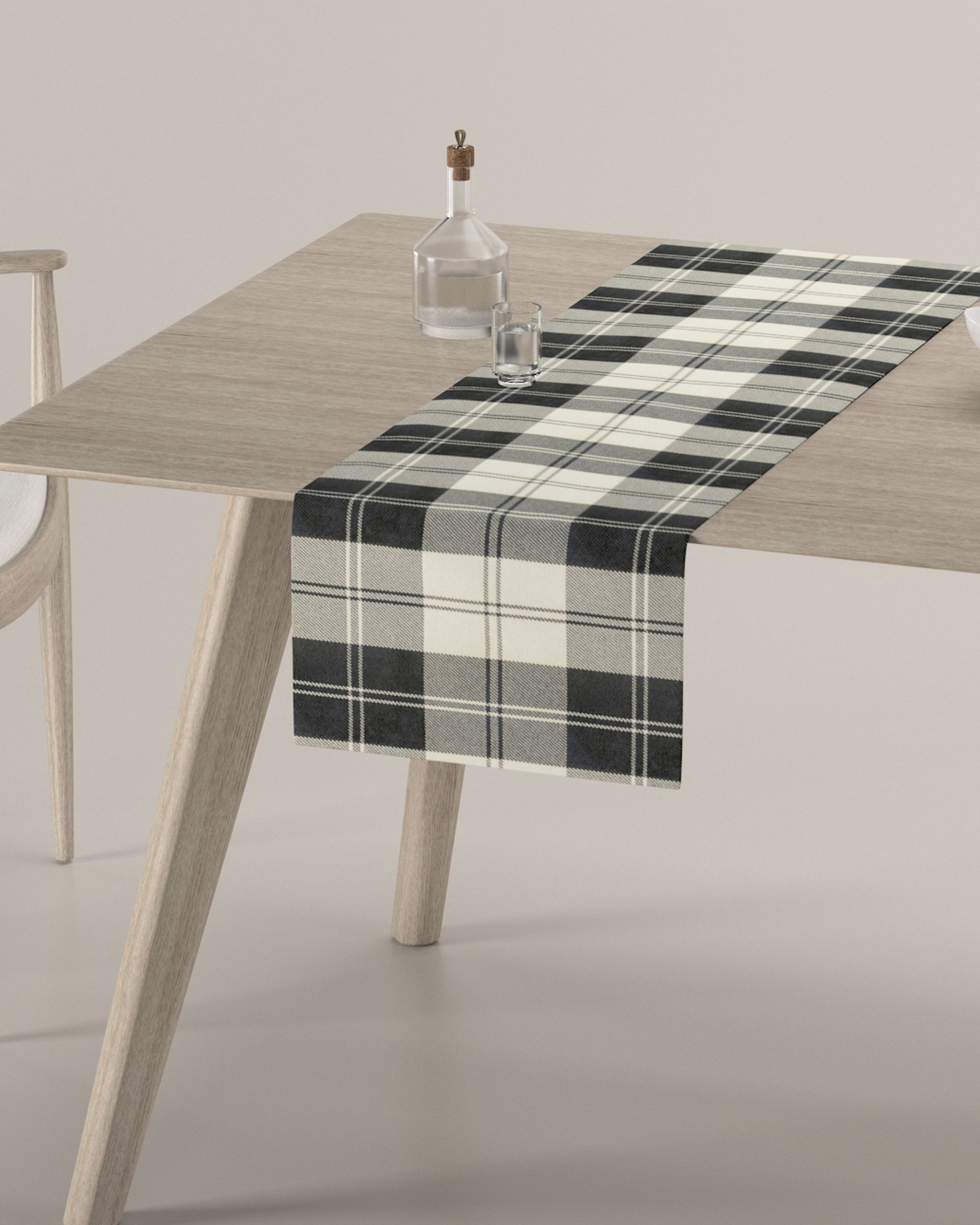 Table runner product colour black fabric structured, patterned (hover)