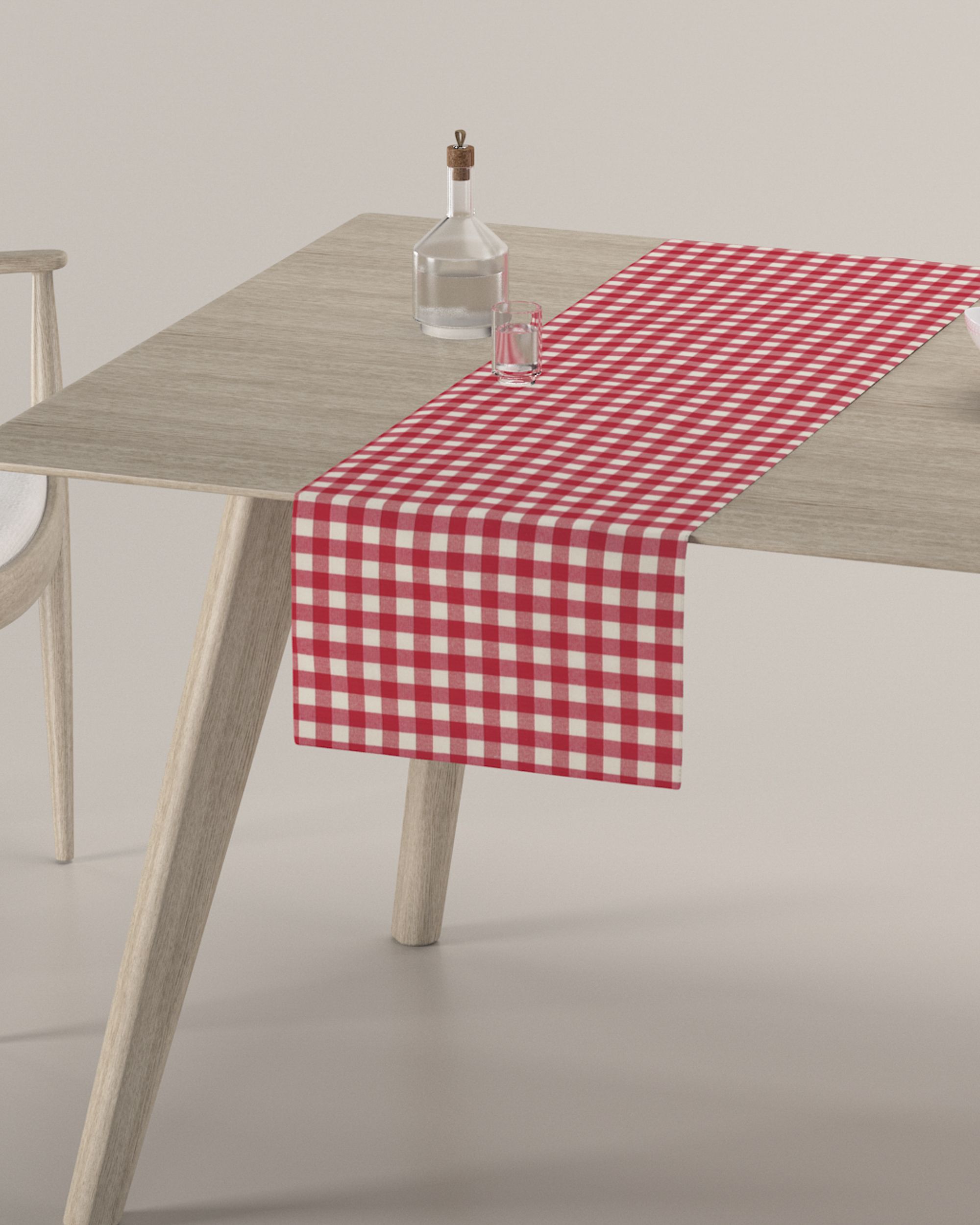 Table runner product colour red fabric patterned (hover)