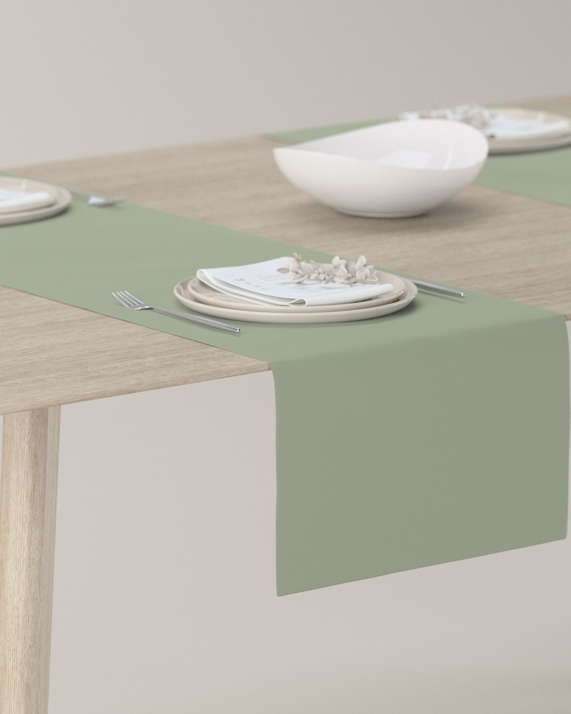 Table runner product colour green