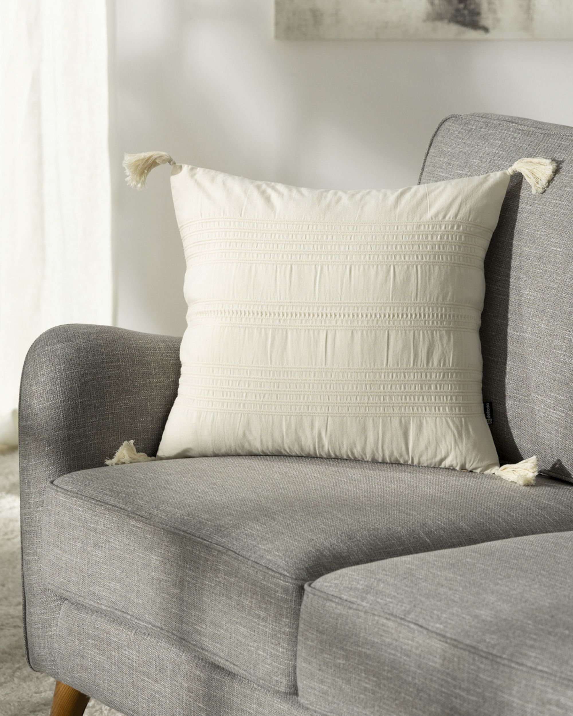 Linea Nordic Tassel cushion cover 45x45 cm (hover)