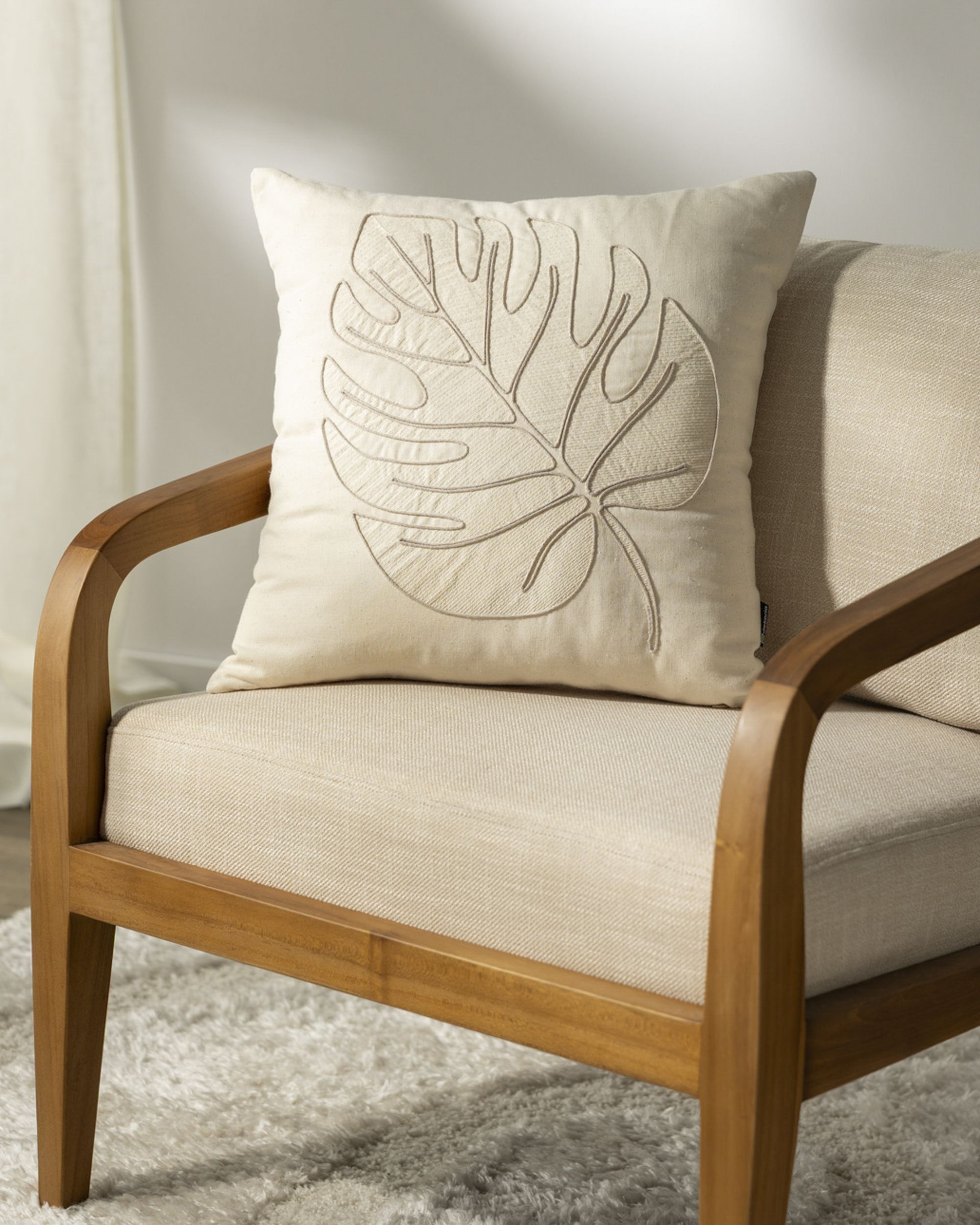 Botaniqa Monstera cushion cover 45x45 cm (hover)