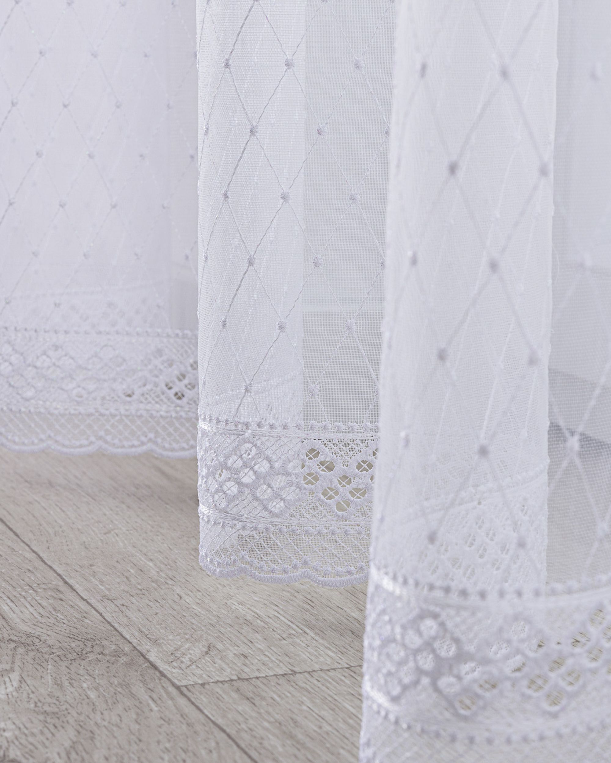 Net curtain with single pinch pleat product colour white fabric semi-sheer, structured, patterned (hover)