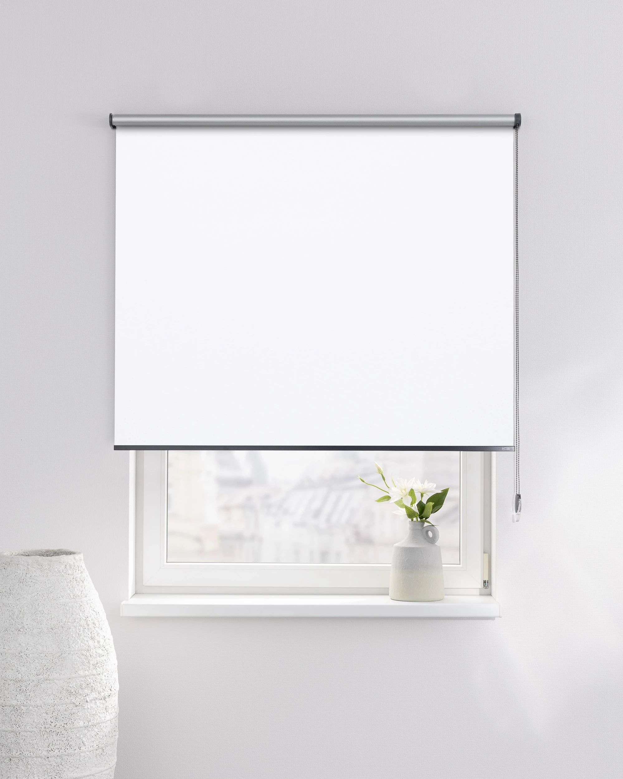 Classic Roller Blind product colour white fabric reflective, blackout (hover)