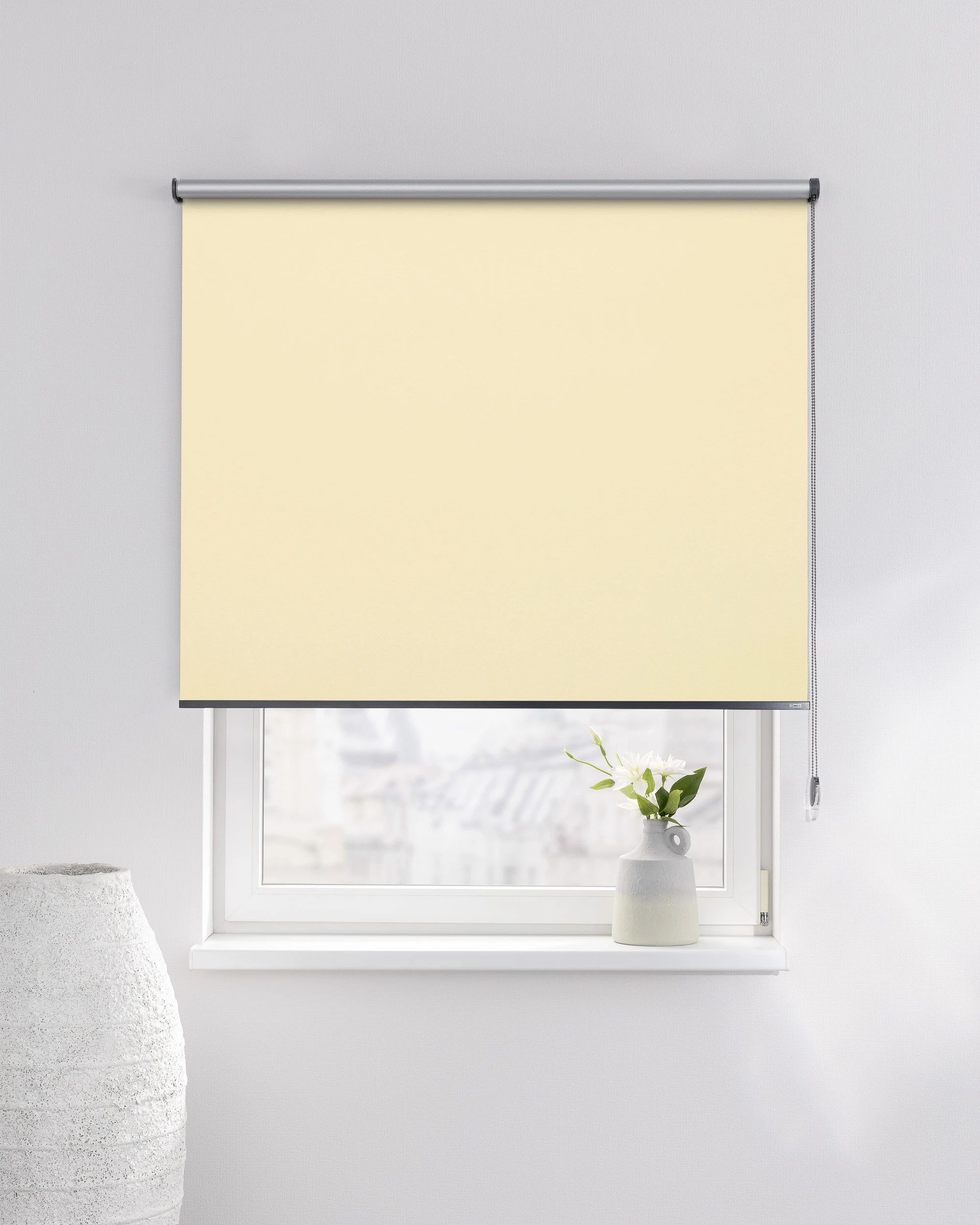 Classic Roller Blind product colour beige fabric reflective, blackout (hover)