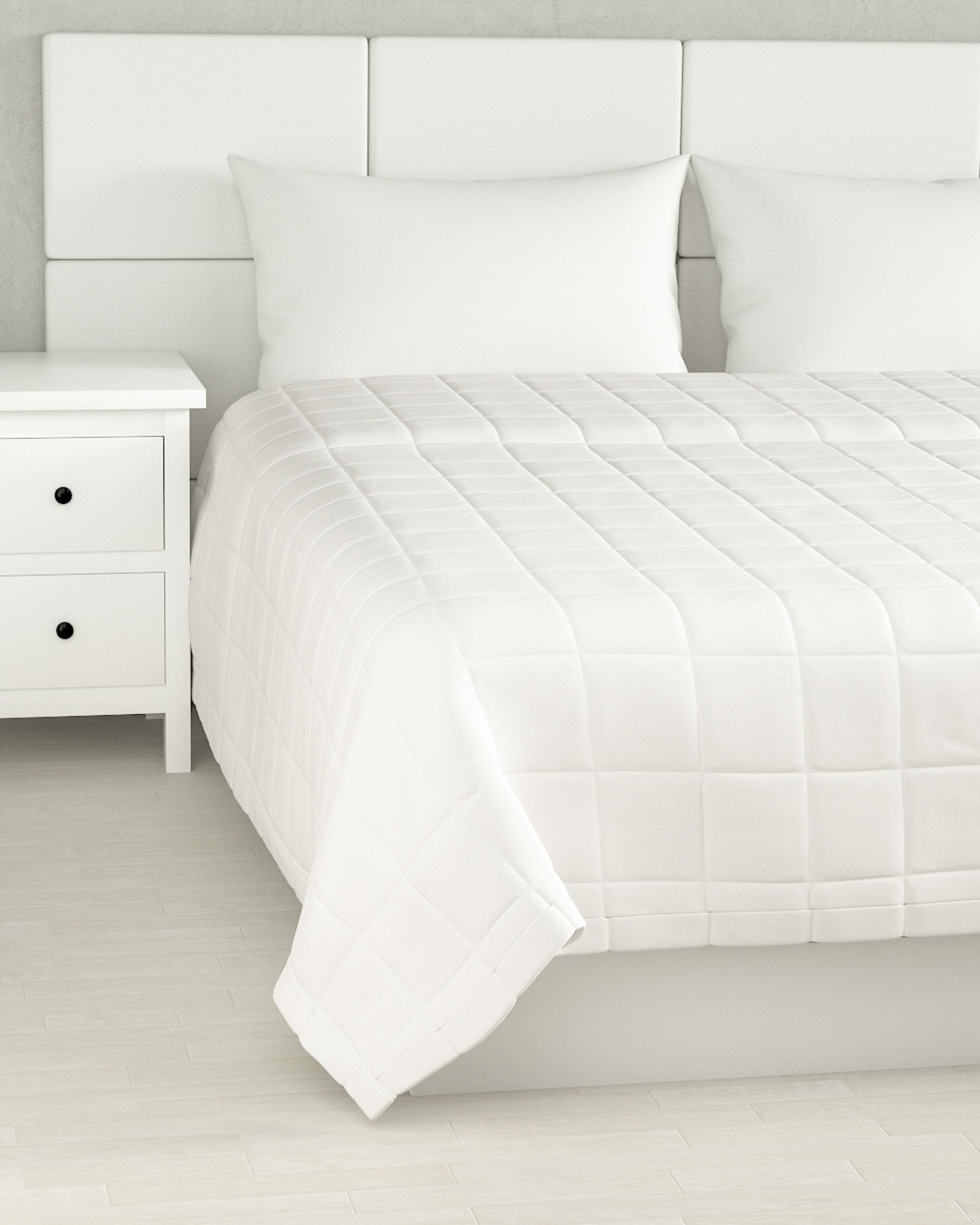 Check quilted throw product colour white