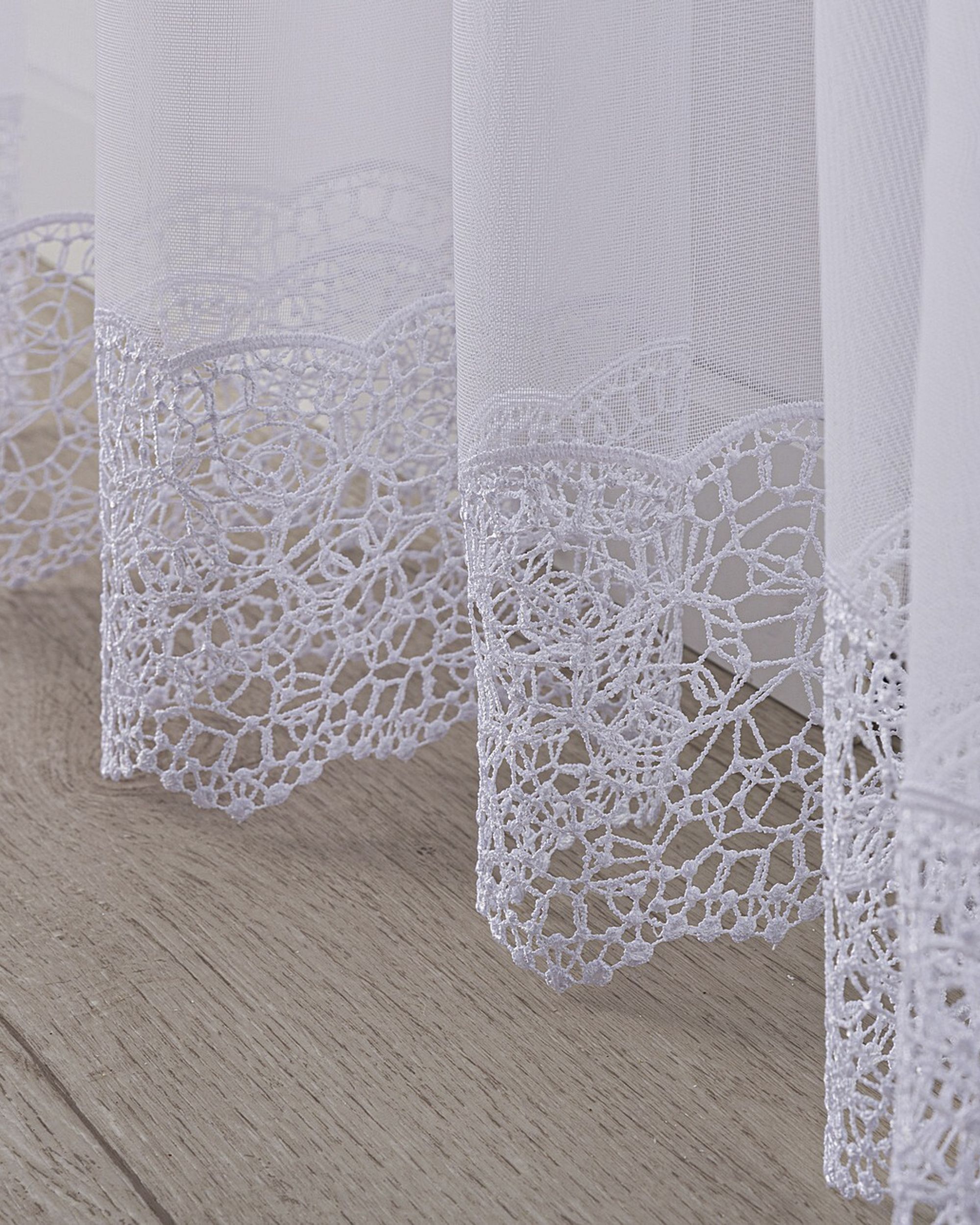 Pencil pleat voile/net curtain product colour white fabric semi-sheer, structured, patterned (hover)