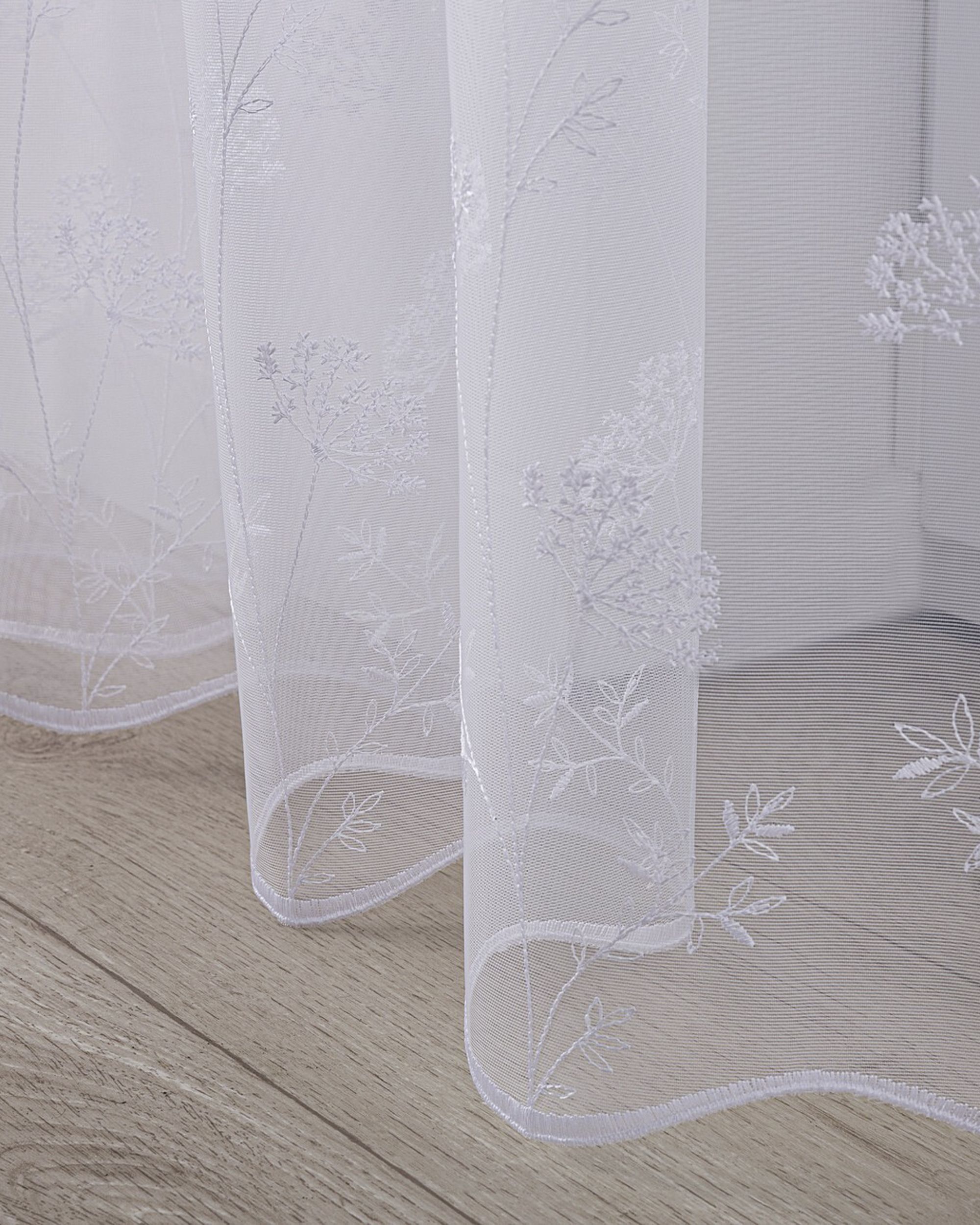 Pencil pleat voile/net curtain product colour white fabric semi-sheer, structured, patterned (hover)