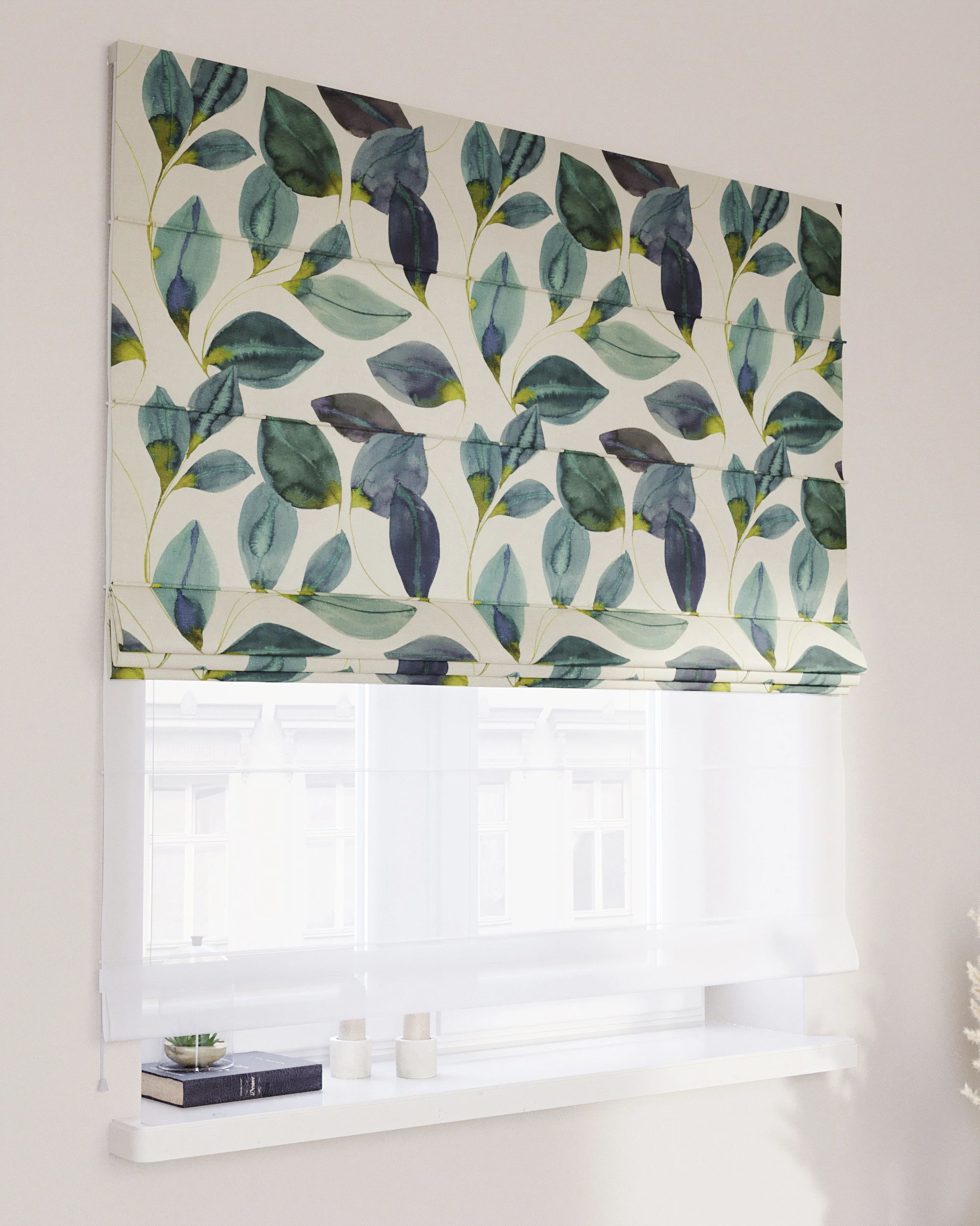 Double layered Roman blind DUO product colour green fabric patterned