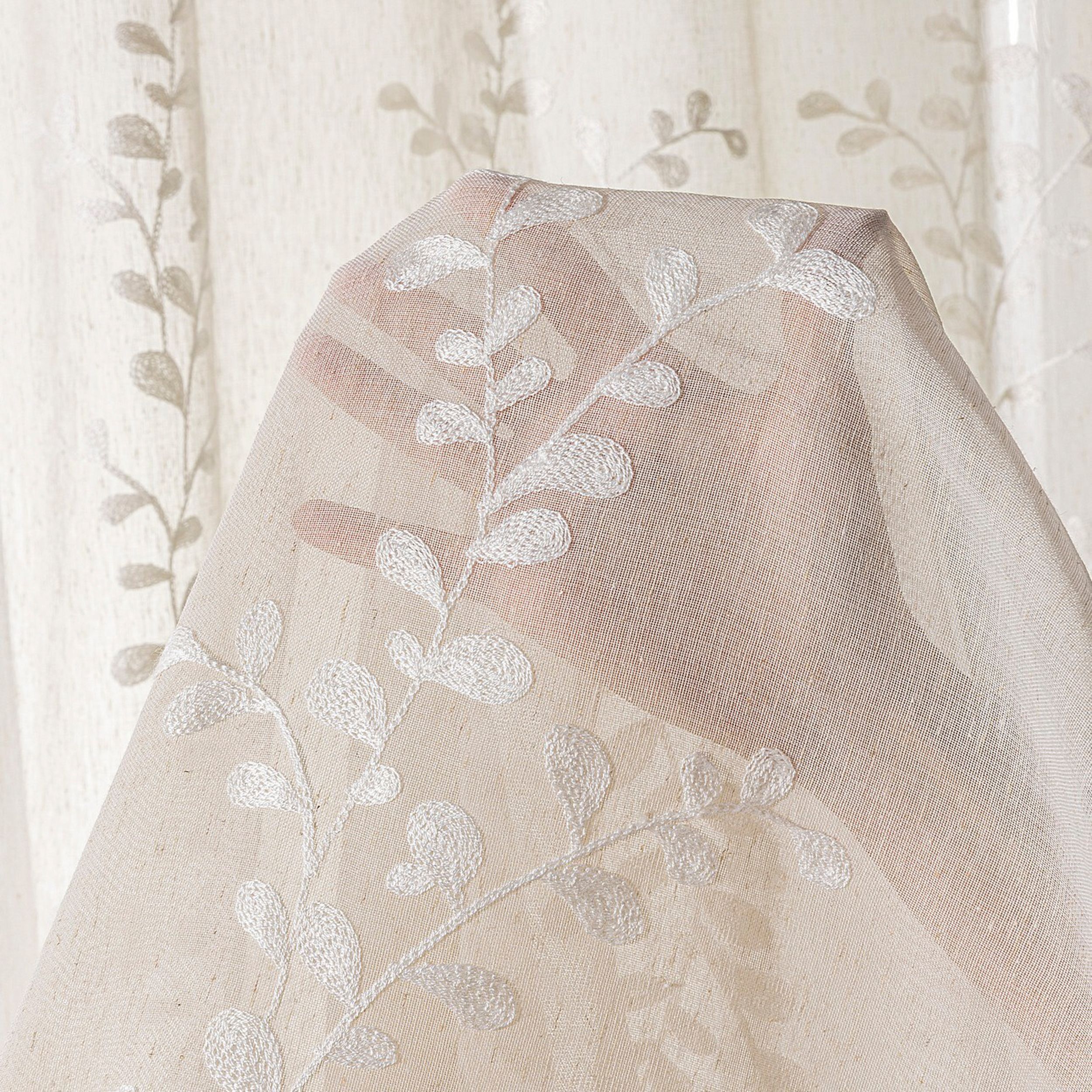 Natural Touch 128-18 beige