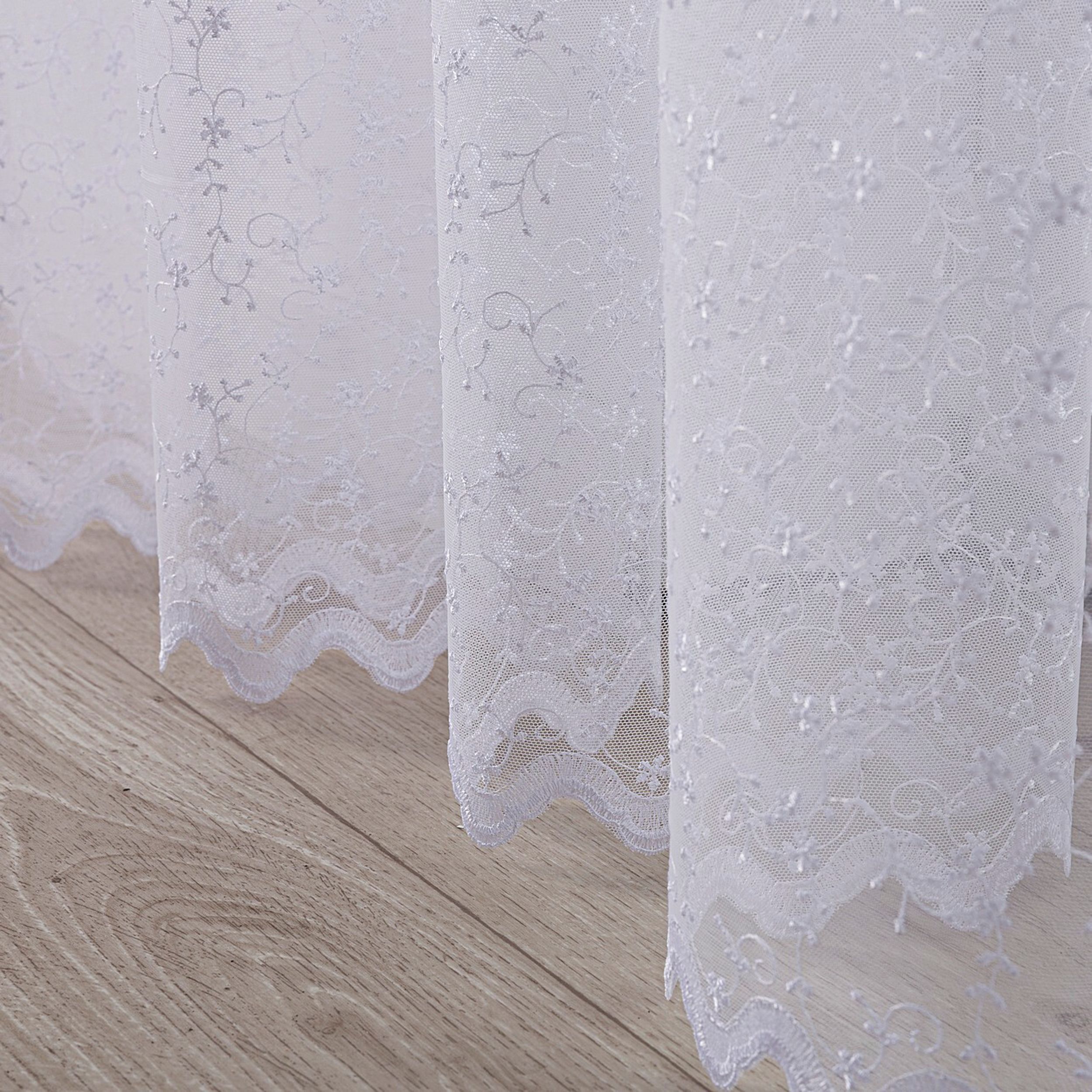 Voiles and Sheers 186-59 white with pattern