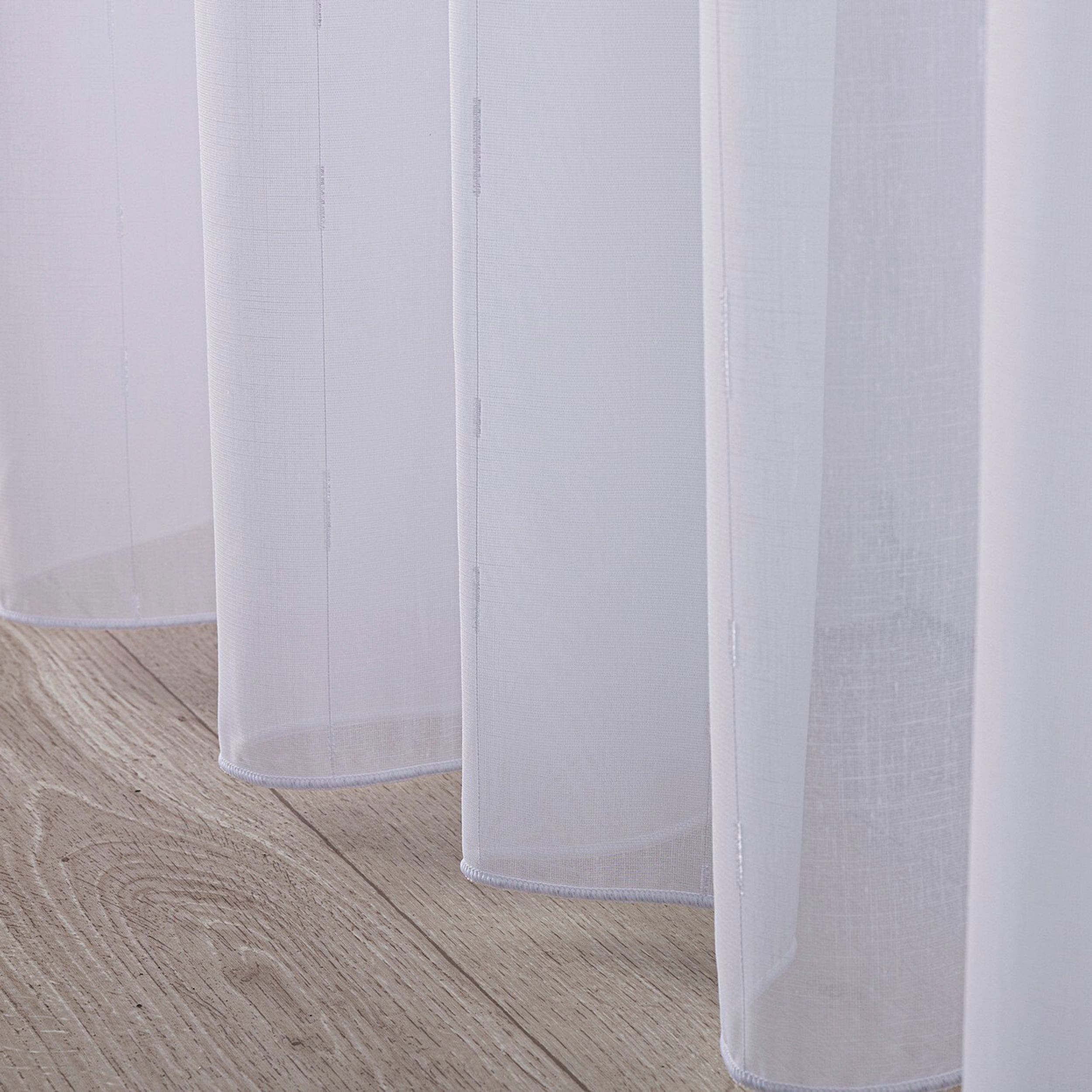 Voiles and Sheers 186-74 white with pattern